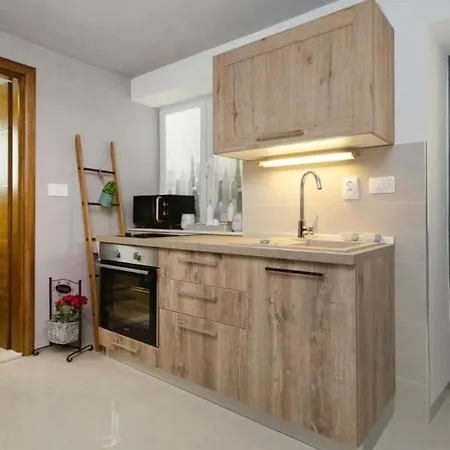 Apartment Capitans House Sibenik